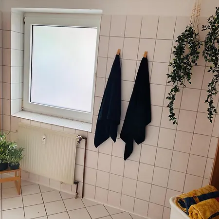 Harmonie Im Gruenen-erdgeschoss-ferienwohnung Mit Eigenem Eingang Und Direktem Gartenzugang 아파트