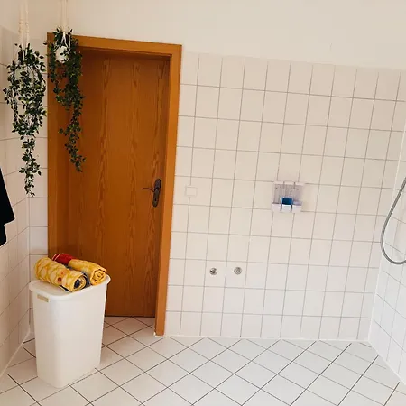 Harmonie Im Gruenen-erdgeschoss-ferienwohnung Mit Eigenem Eingang Und Direktem Gartenzugang 아파트